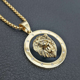 Collier tête de lion.