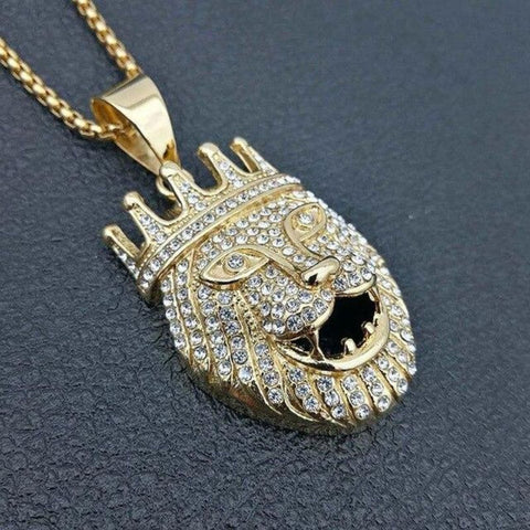 Présentation collier lion doré diamant
