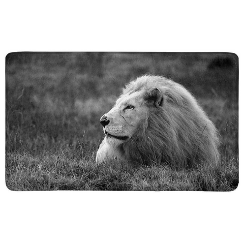 Tapis lion noir et blanc.