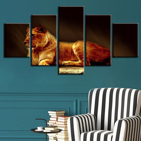 Tableau Lionne Couleur photo de lion sur toile