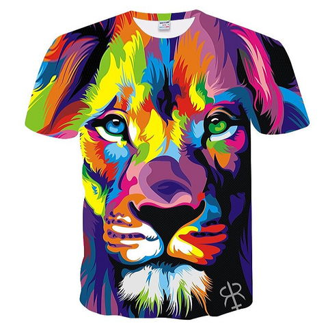 T-shirt lion couleur.