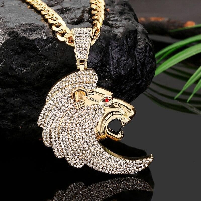 Collier-lion-or-bling-bling