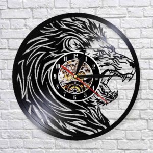 Horloge tête de lion.
