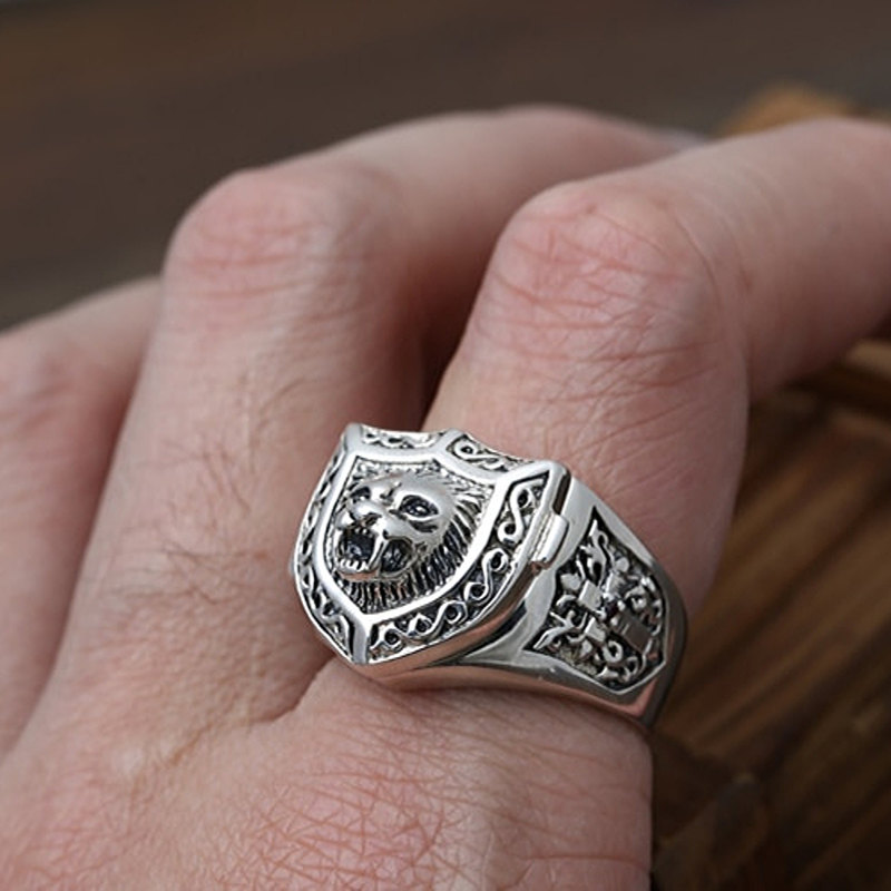 Bague Tête de Lion en Argent massif
