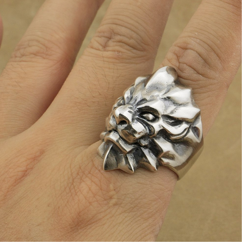 Bague en Argent pour Homme avec Lion Solaire