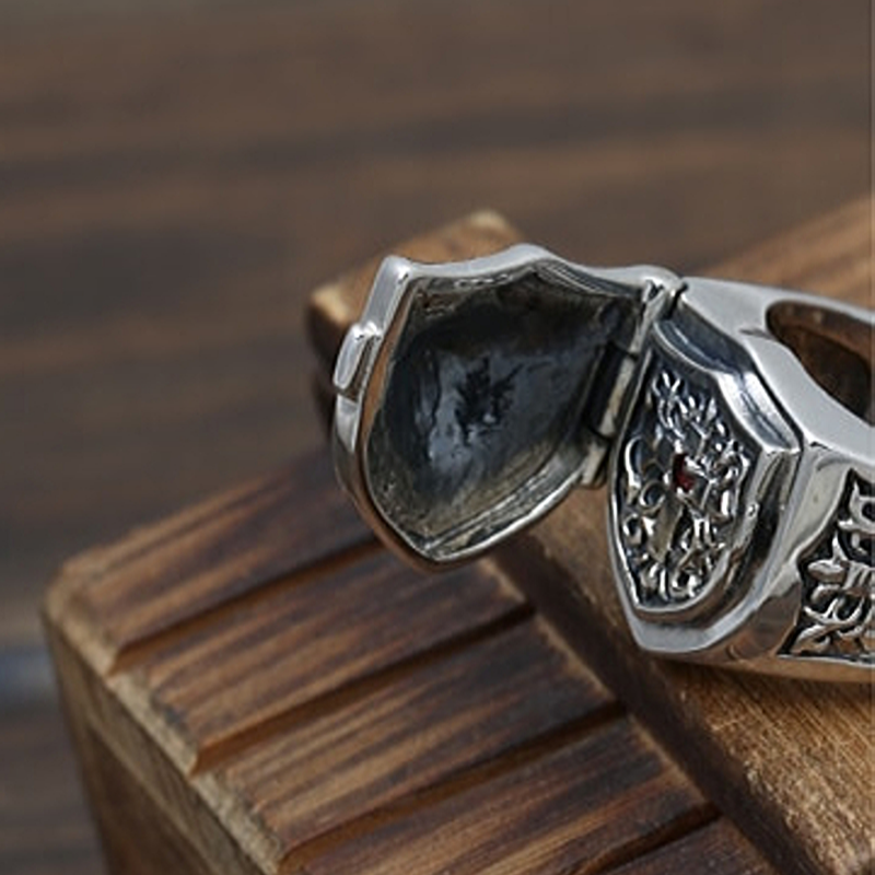 Bague Tête de Lion en Argent massif
