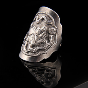 Lion sur Bague ajustable en Argent