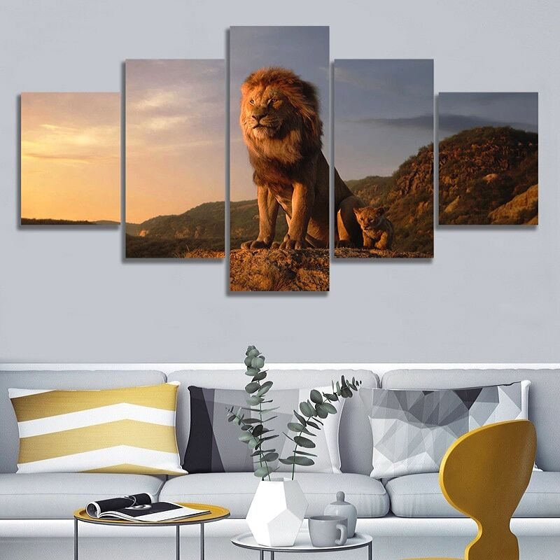 Beau tableau 5 pièces d'un Lion.