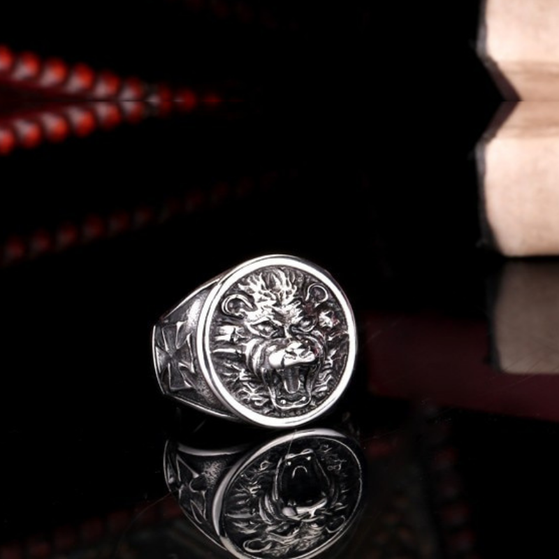 Bague Tête Lion  couleur argent