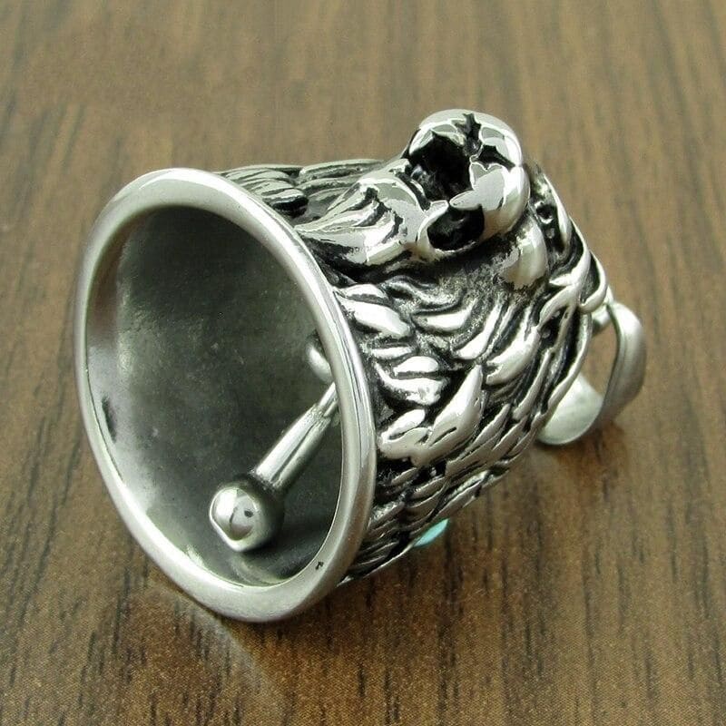 collier-clochette-en-argent-lion