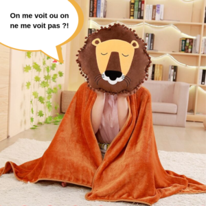 Couverture en forme de lion.