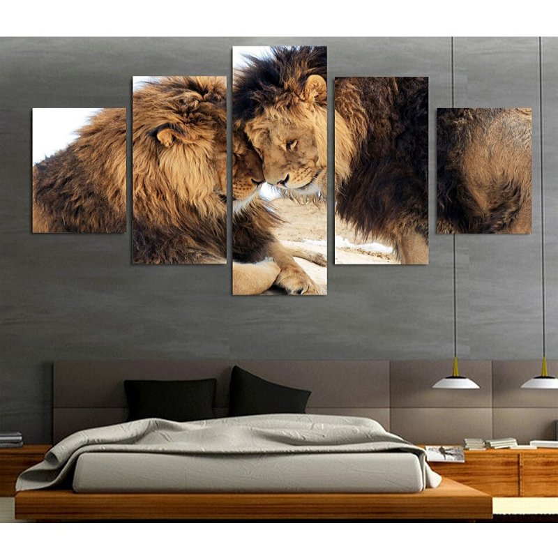 Tableau 5 pièces lion en couleurs.