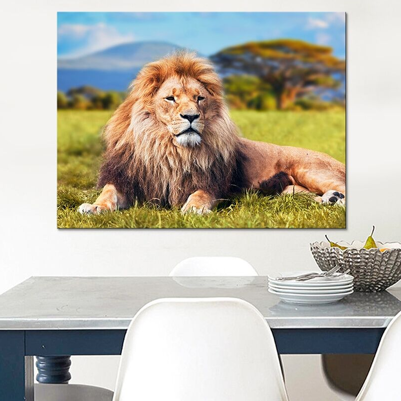 Toile lion en couleurs pour décoration.