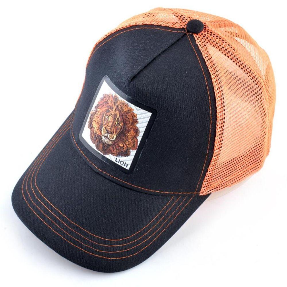 Casquette lion orange.