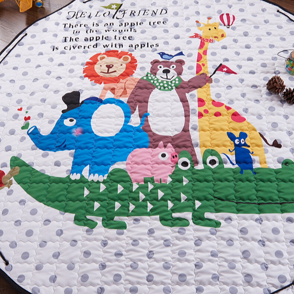 Tapis avec animaux pour chambre bébé.
