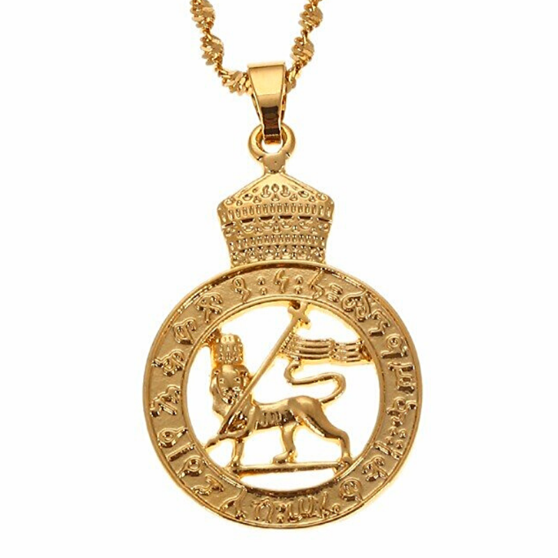 Pendentif lion or.