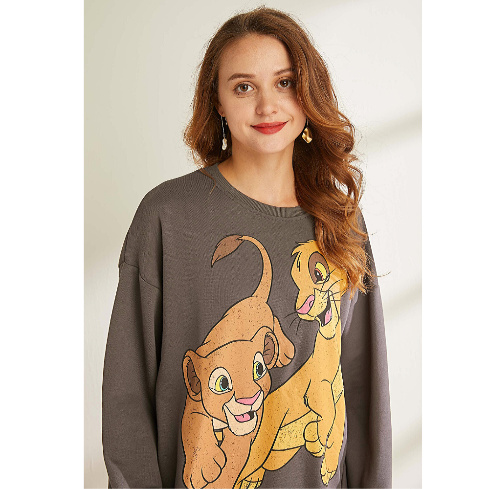 Pull le roi lion simba et nala.